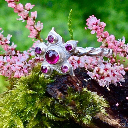 Live Gem Stone Jewellery Sale