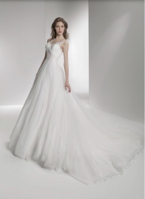 Italian wedding dress end of season sale - 2