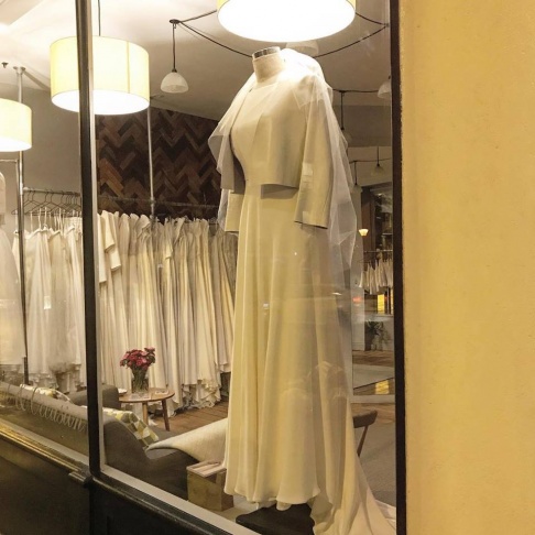 Andrea Hawkes Bridal Sample Sale