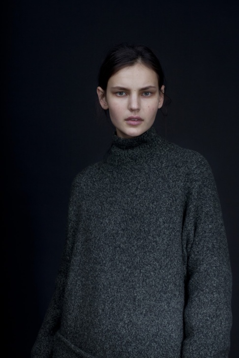 OYUNA Sample Sale
