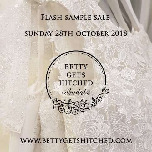 October flash wedding dress sample sale