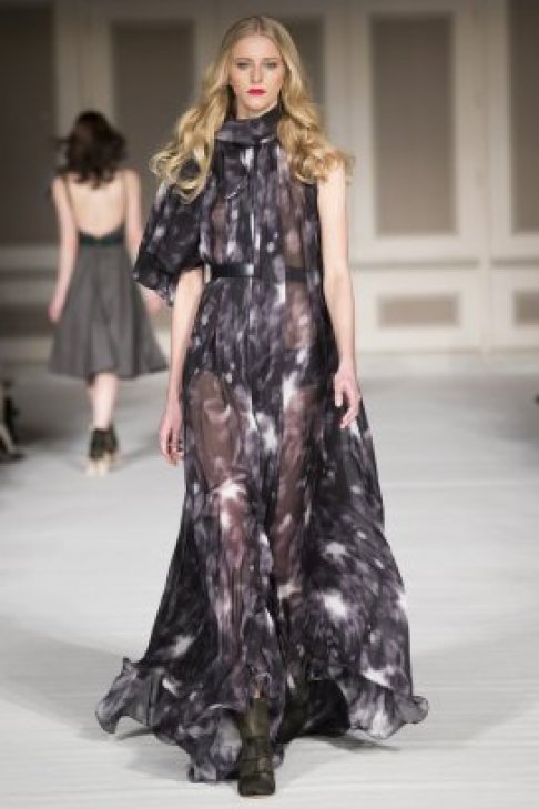 Ong-Oaj Pairam Sample sale - 3