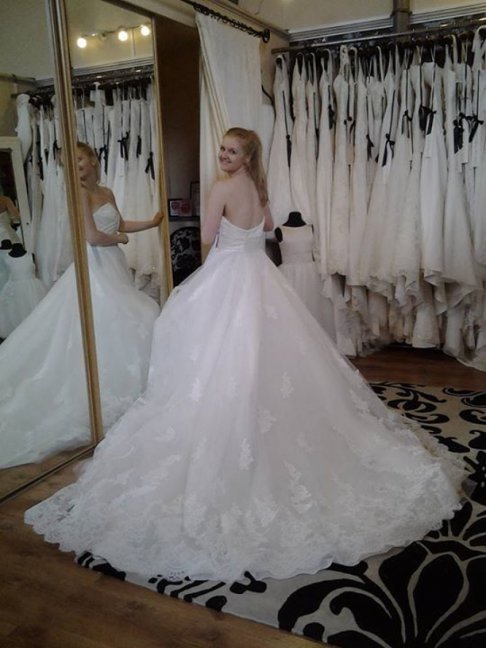 Stock Clearance Bridal Dress Sale 