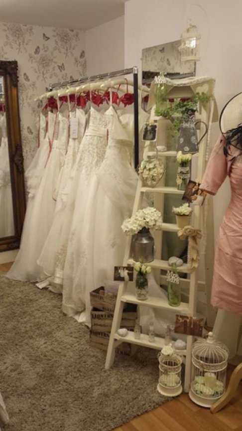 Island bridal sample/display dress sale - 2