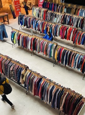 Durham Students Union Headlock Vintage Clothing Sale